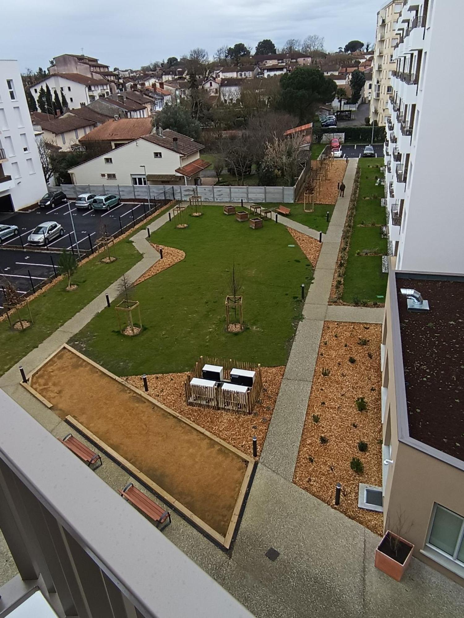 Domitys Les Craies Blanches Aparthotel Mont-de-Marsan Exterior photo