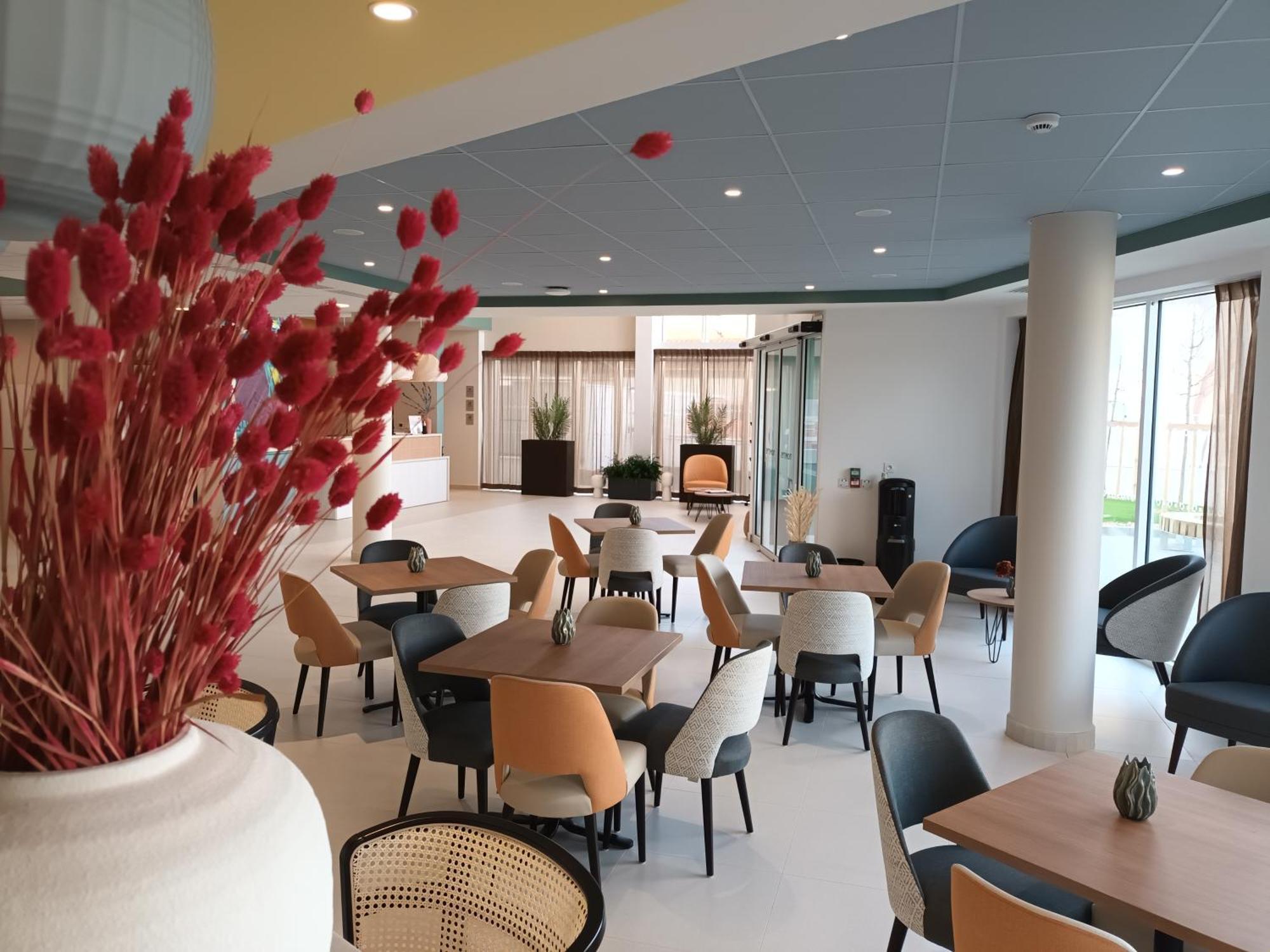 Domitys Les Craies Blanches Aparthotel Mont-de-Marsan Exterior photo